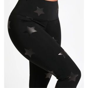 Terez UpLift Leggings in Black Tonal Star Foil with Tall Band Lightly Worn